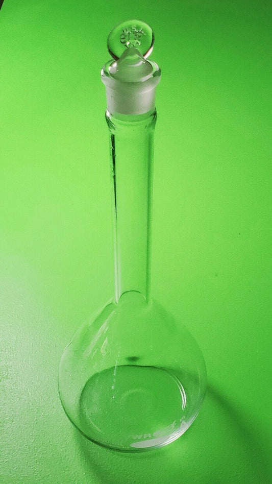 VWR 500mL Volumetric Flask  Ground Glass w/ Stopper Laboratory Science Grade "A"